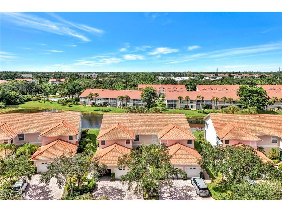 5220 Birmingham Drive #201 Naples FL 34110 224064139 image1