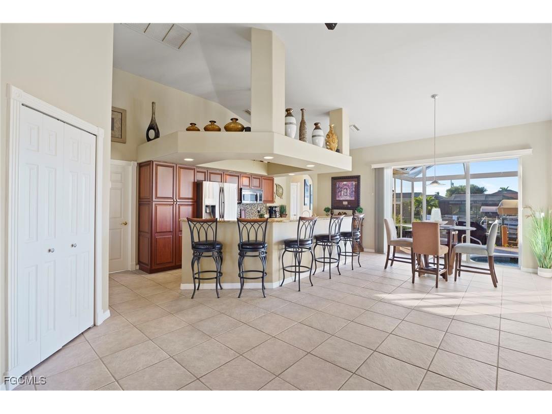 5220 SW 8th Place Cape Coral FL 33914 2025018153 image11