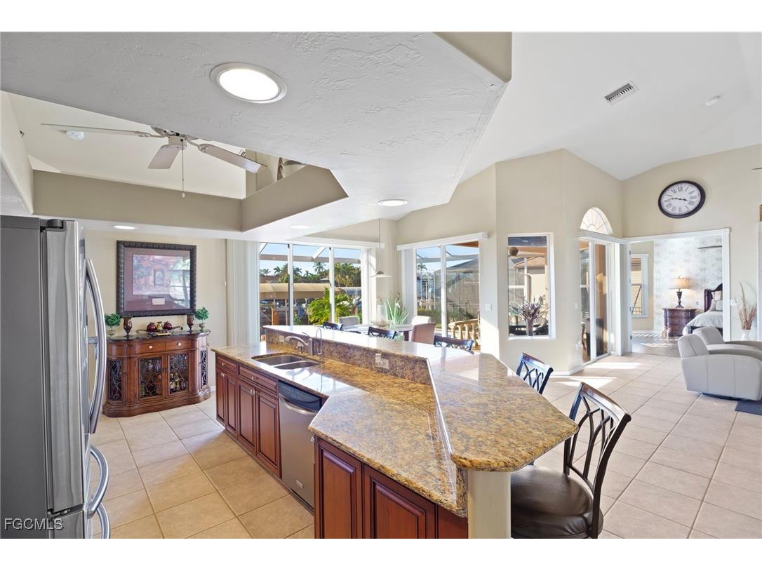 5220 SW 8th Place Cape Coral FL 33914 2025018153 image15