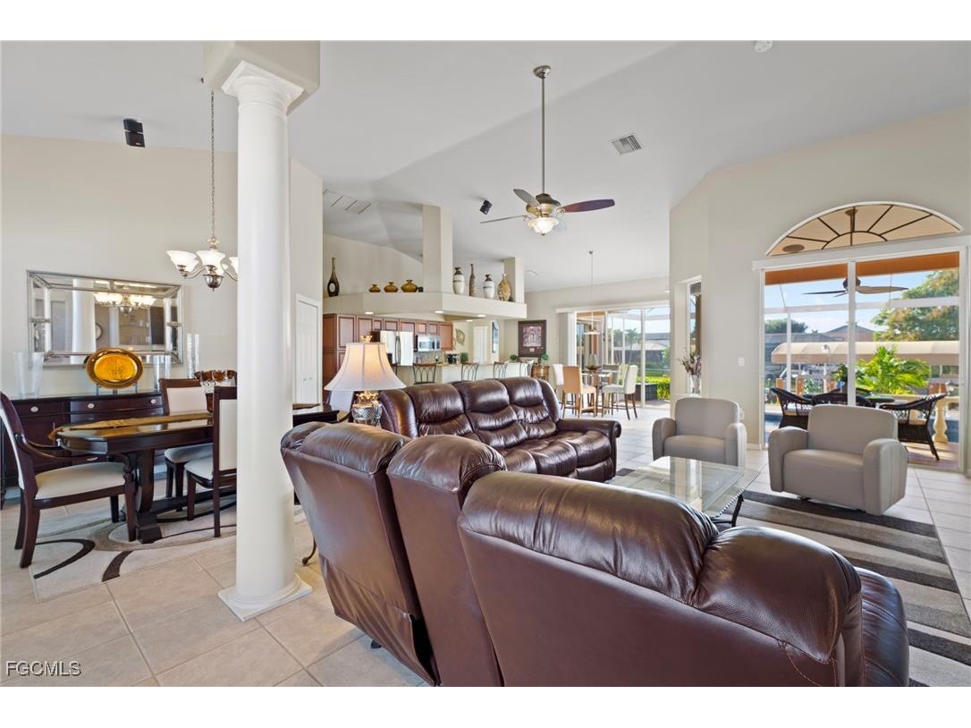 5220 SW 8th Place Cape Coral FL 33914 2025018153 image6