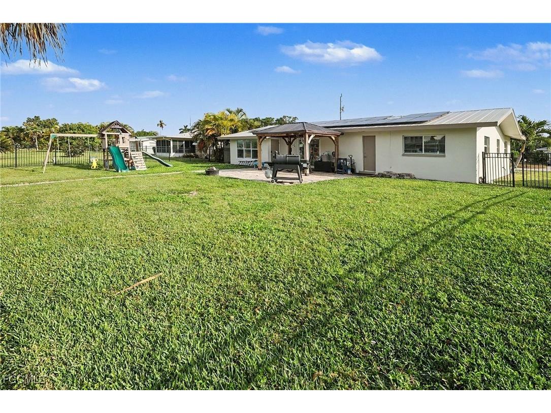 5220 Tower Drive Cape Coral FL 33904 2026004345 image14