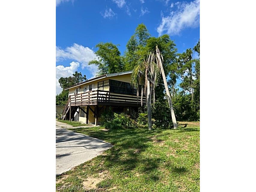 5221 Lee Street Lehigh Acres FL 33971 223047656 image1