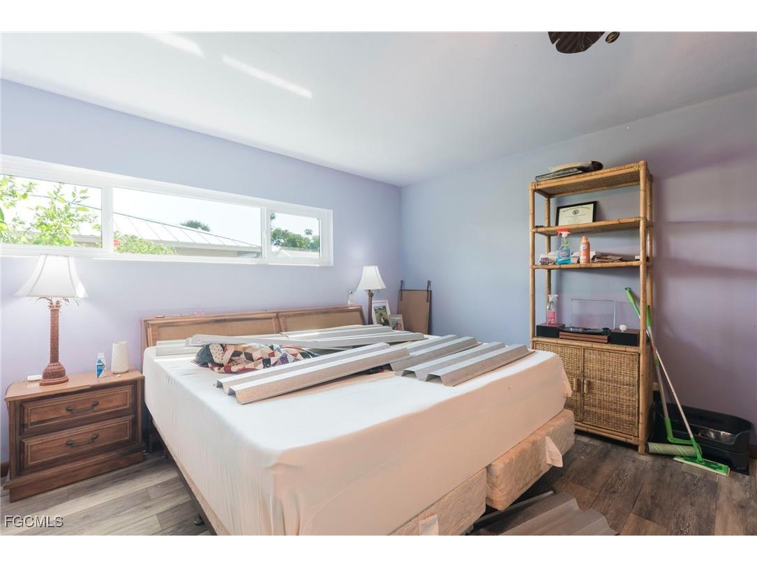 5222 Glade Court Cape Coral FL 33904 2025020079 image25