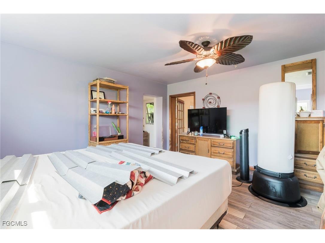 5222 Glade Court Cape Coral FL 33904 2025020079 image26