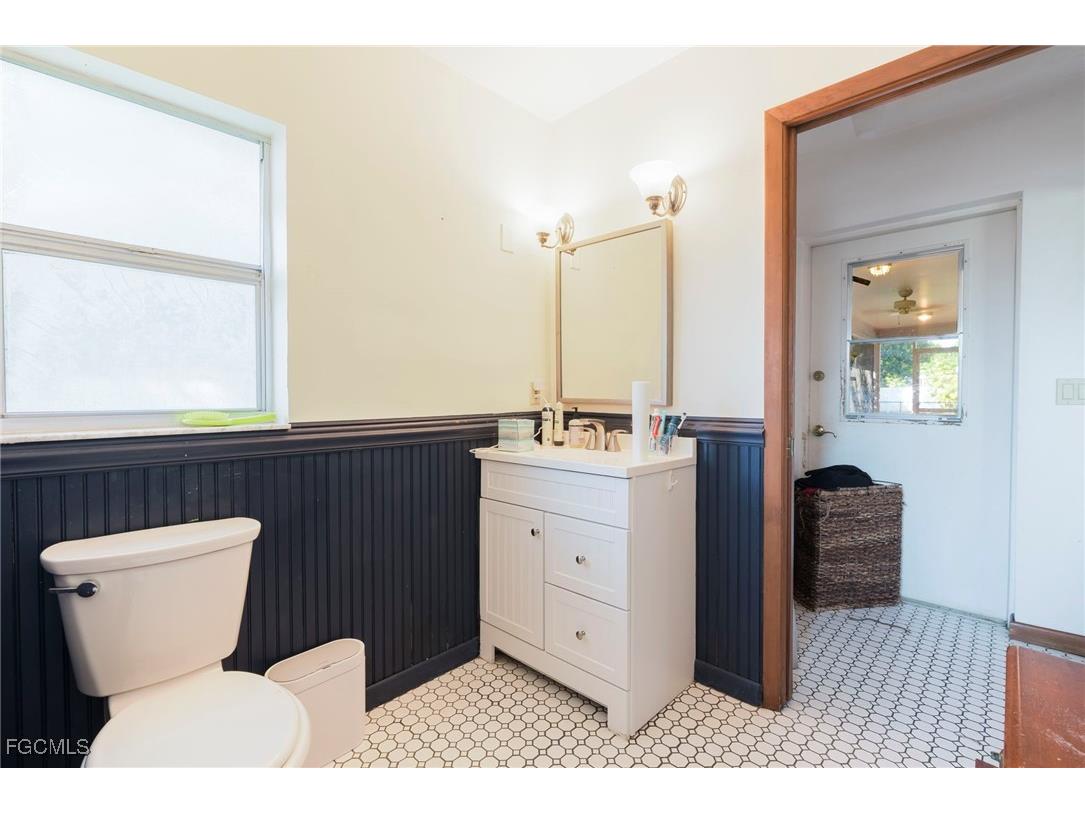 5222 Glade Court Cape Coral FL 33904 2025020079 image29