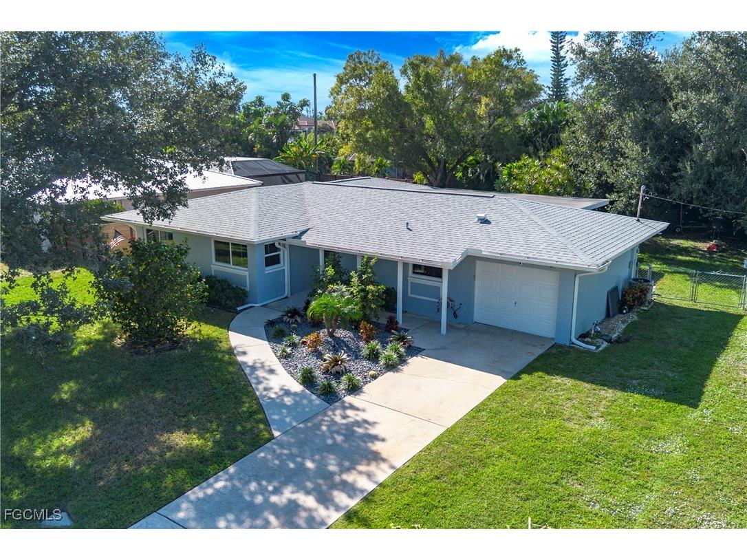 5222 Glade Court Cape Coral FL 33904 2025020079 image39