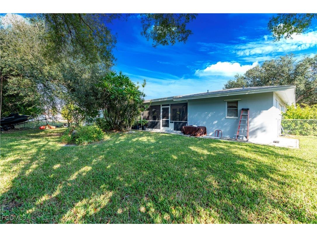 5222 Glade Court Cape Coral FL 33904 2025020079 image49