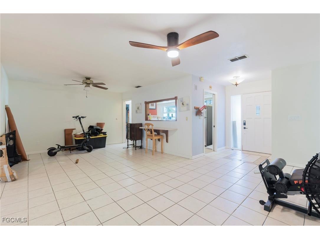 5222 Glade Court Cape Coral FL 33904 2025020079 image7