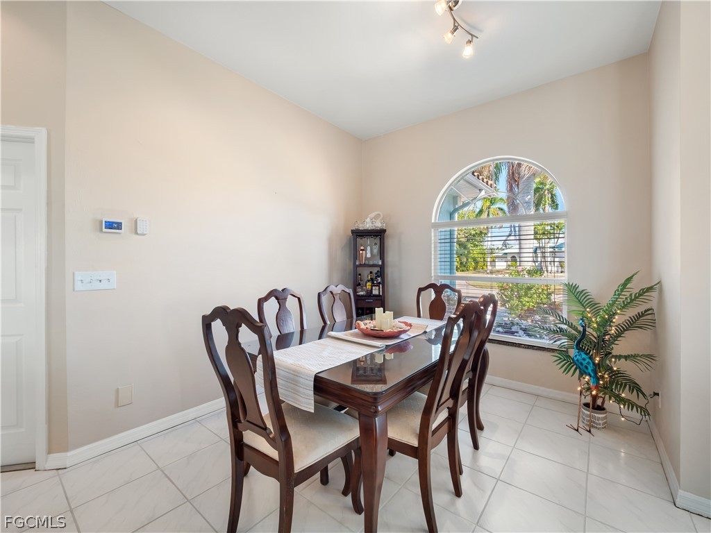 5222 Nautilus Drive Cape Coral FL 33904 2026009677 image21