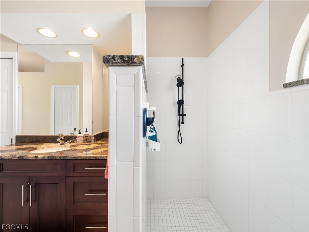 5222 Nautilus Drive Cape Coral FL 33904 2026009677 image32
