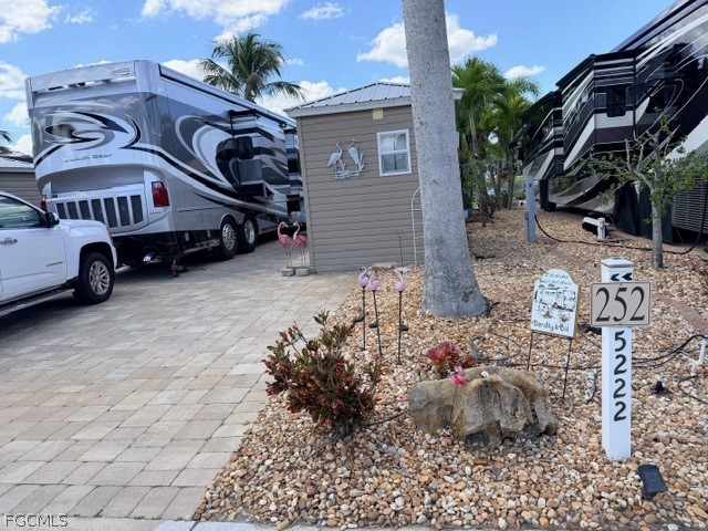 5222 Pineland Daisy Trail Fort Myers FL 33905 2026012780 image1