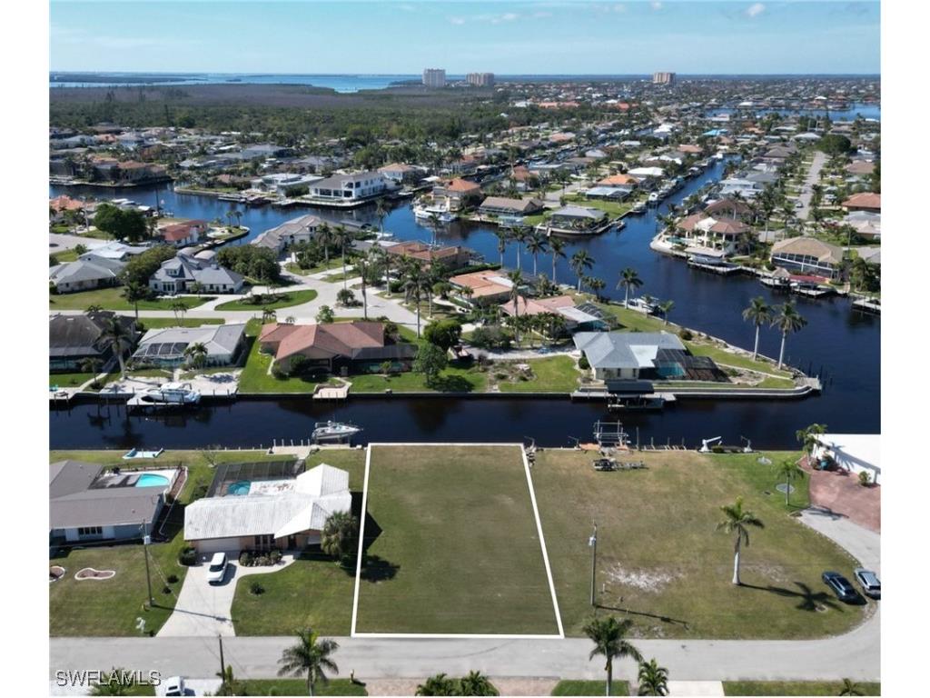 5222 Sarasota Court Cape Coral FL 33904 225010846 image1