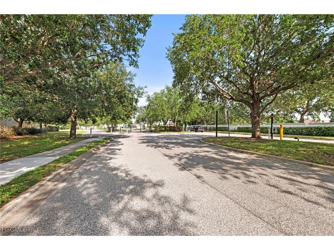 5224 58th Terrace E Bradenton FL 34203 2026001923 image35