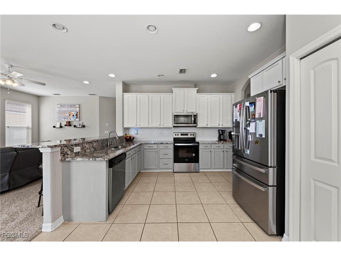 5224 58th Terrace E Bradenton FL 34203 2026001923 image8