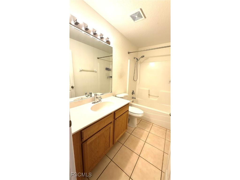 5224 Glenlivet Road Fort Myers FL 33907 2026000818 image16