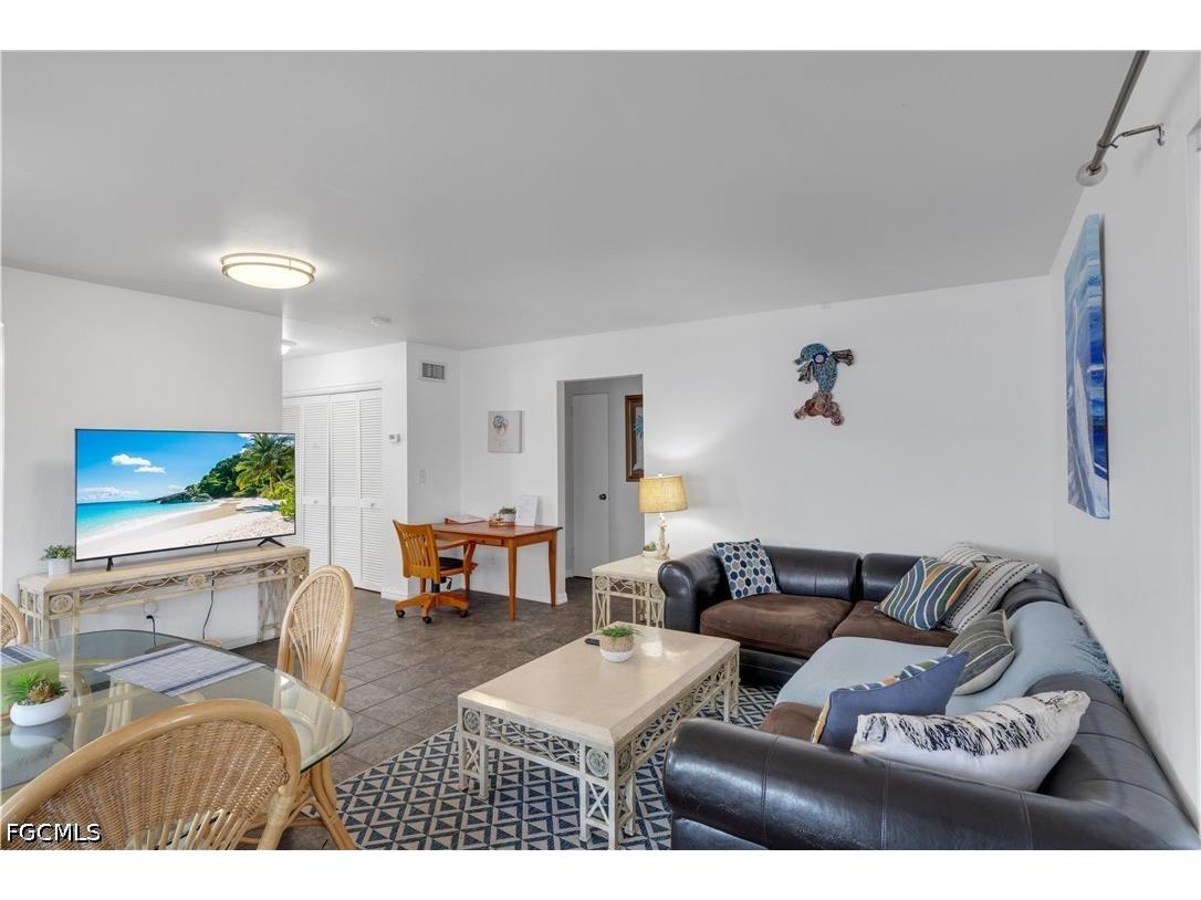 5226 Coronado Parkway #A Cape Coral FL 33904 2026025078 image1