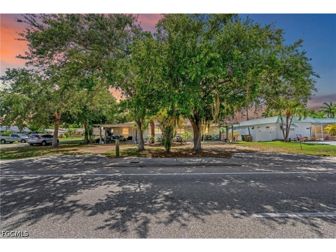 5226 Coronado Parkway #A Cape Coral FL 33904 2026025078 image2