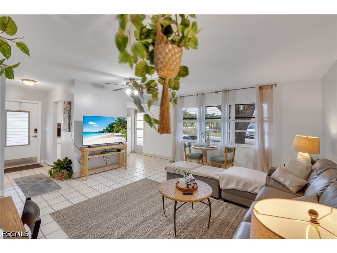 5226 Coronado Parkway #B Cape Coral FL 33904 2026025079 image1