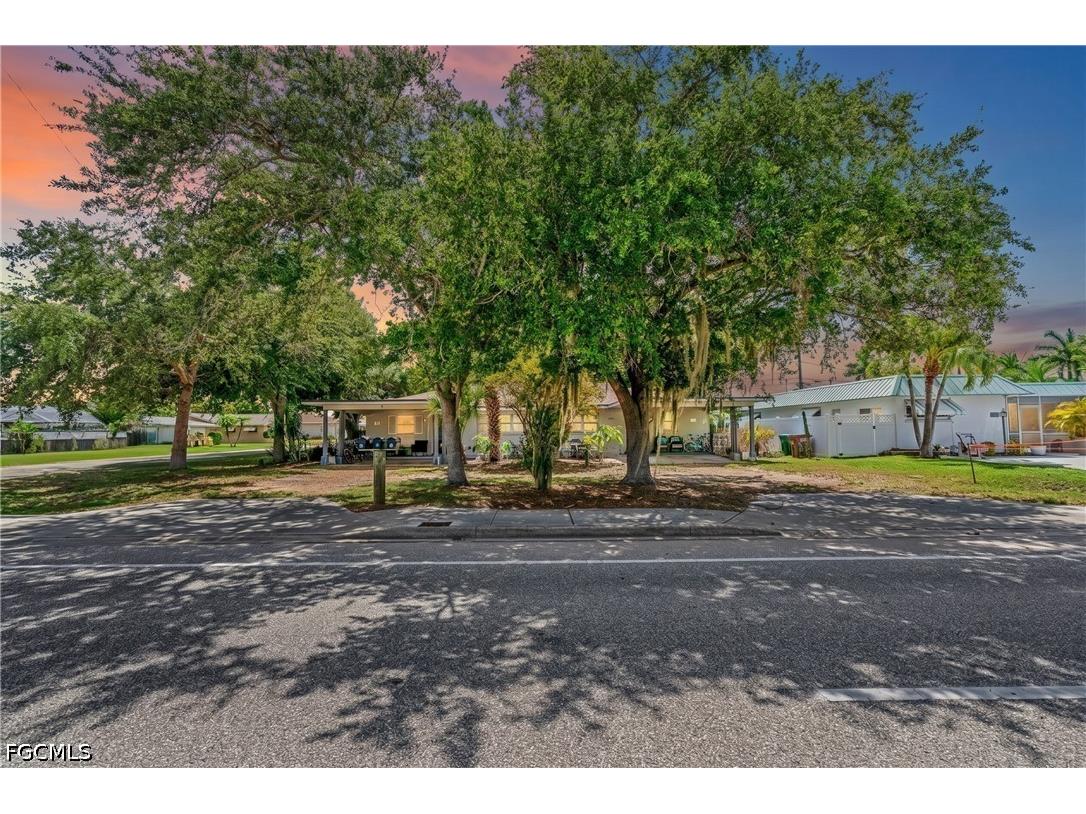 5226 Coronado Parkway #B Cape Coral FL 33904 2026025079 image3
