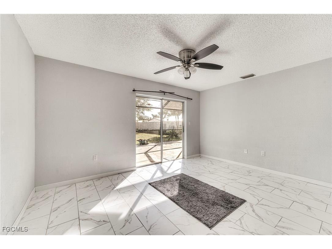 5227 Coronado Parkway #1 Cape Coral FL 33904 2025020058 image4