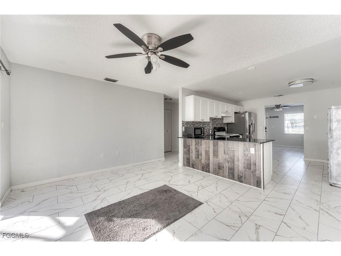 5227 Coronado Parkway #1 Cape Coral FL 33904 2025020058 image5