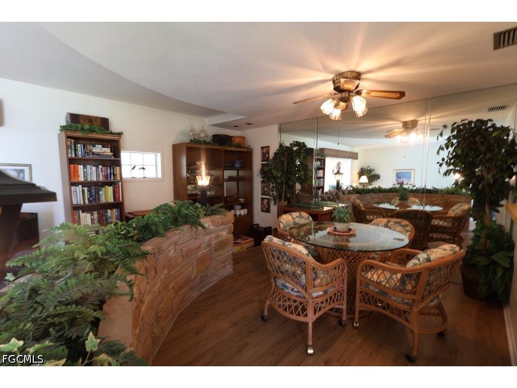 5227 Glade Court Cape Coral FL 33904 2026025186 image10
