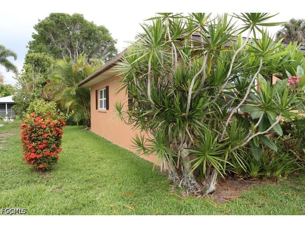 5227 Glade Court Cape Coral FL 33904 2026025186 image33