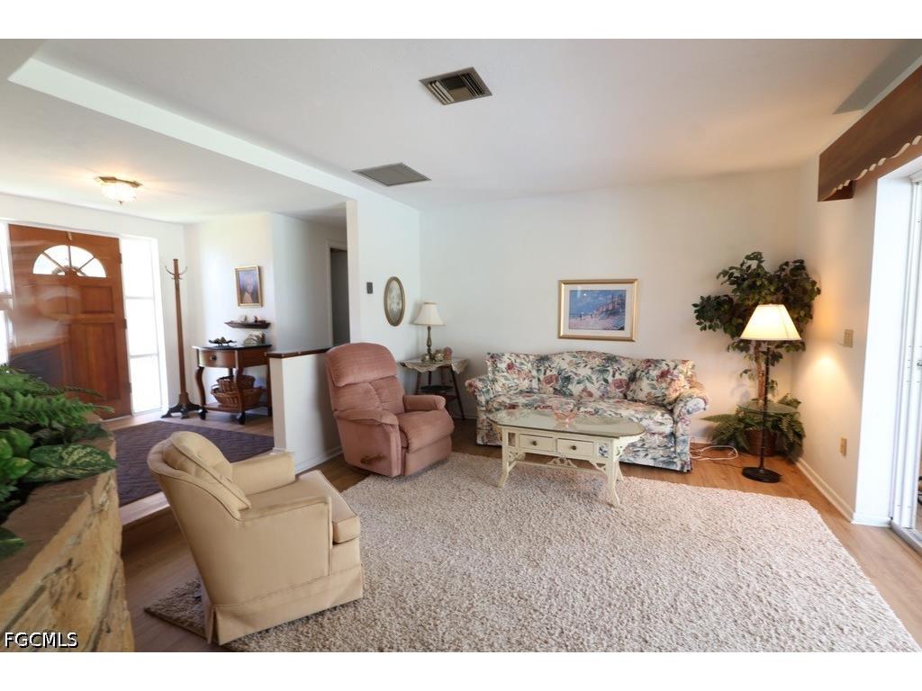 5227 Glade Court Cape Coral FL 33904 2026025186 image6