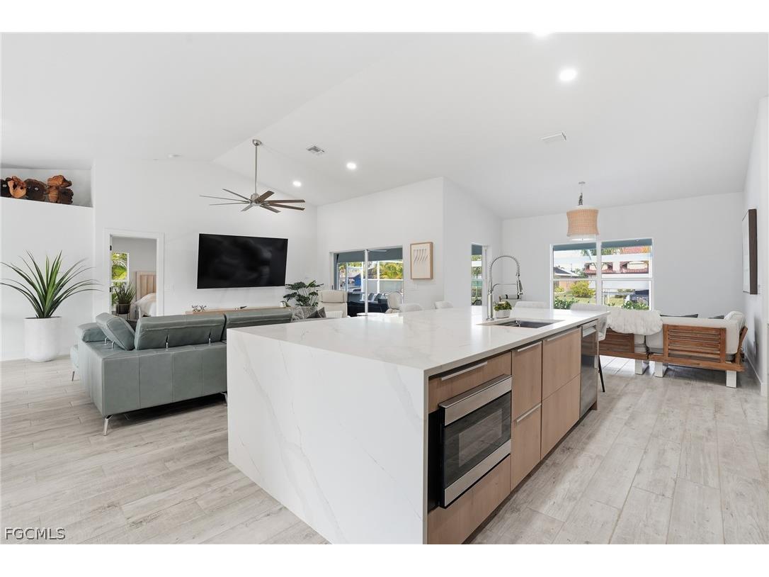 5227 SW 11th Place Cape Coral FL 33914 2026011477 image13