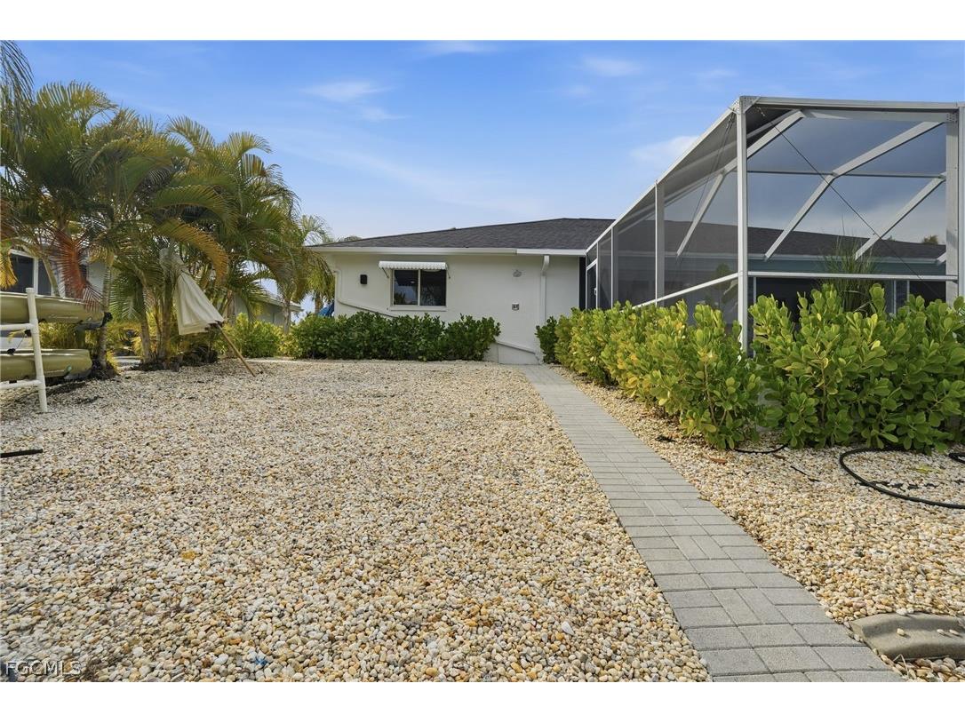 5227 SW 11th Place Cape Coral FL 33914 2026011477 image38