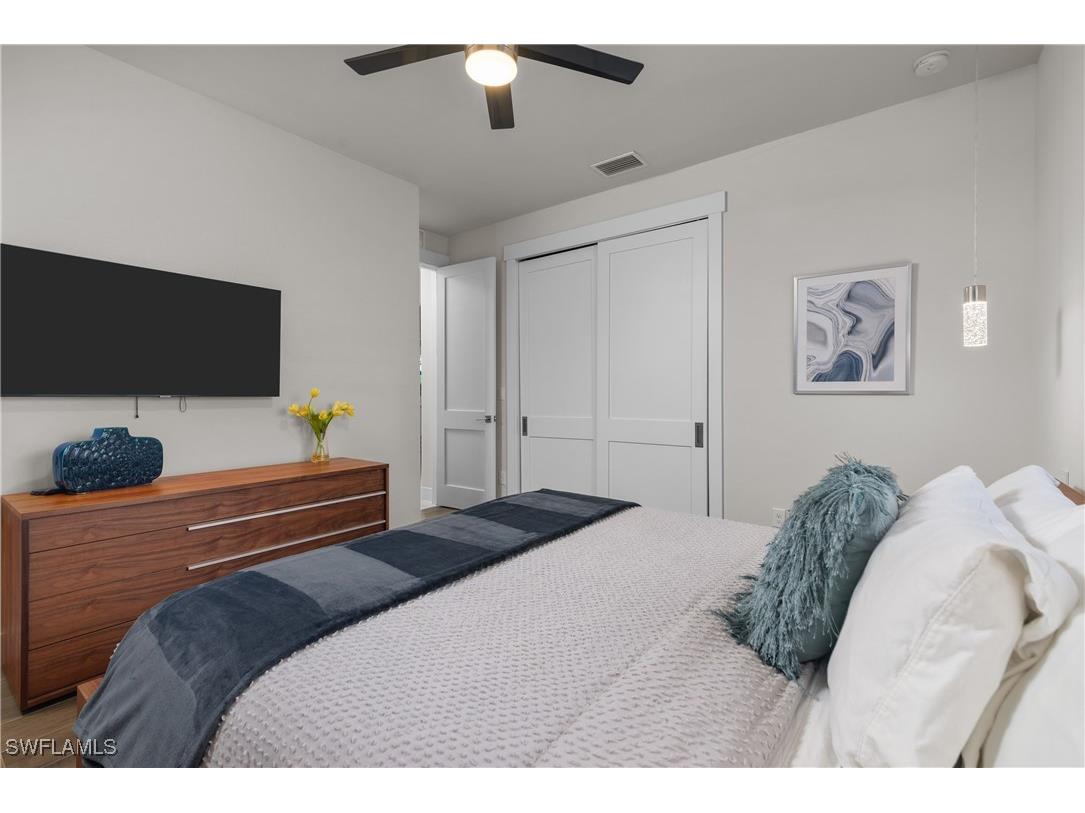 5227 Tamiami Court Cape Coral FL 33904 225051974 image7