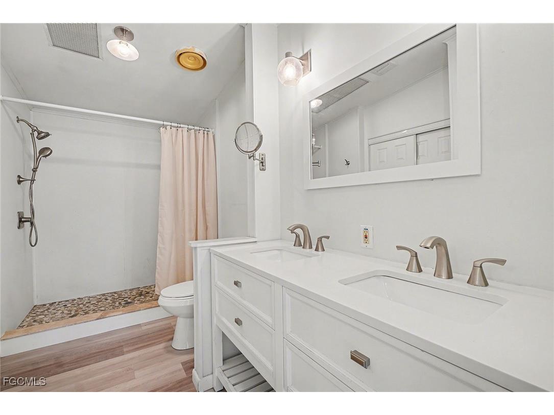 5228 Stringfellow Road Saint James City FL 33956 2026001712 image15