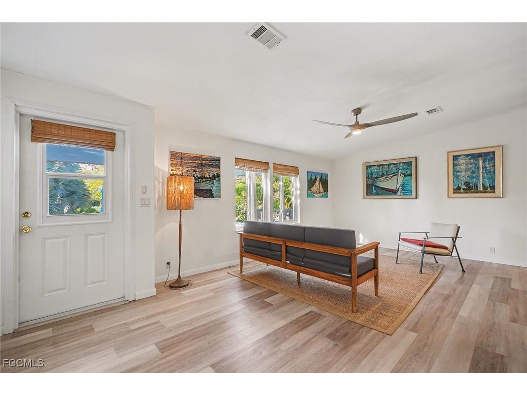 5228 Stringfellow Road Saint James City FL 33956 2026001712 image4