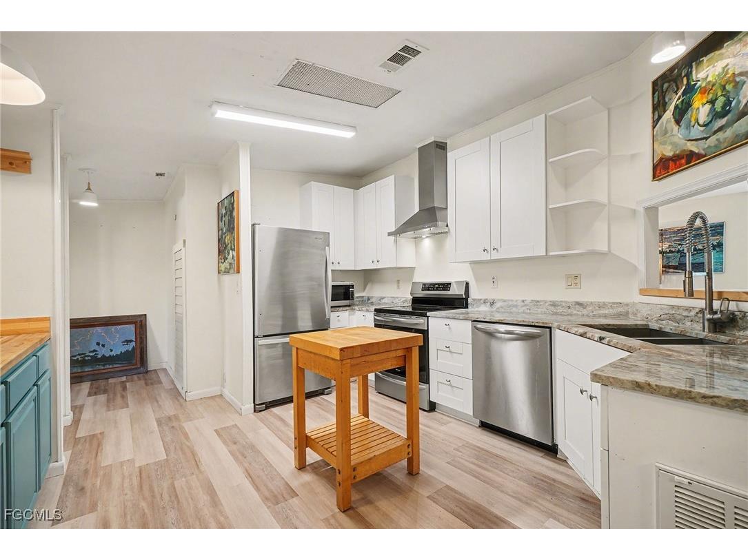 5228 Stringfellow Road Saint James City FL 33956 2026001712 image7