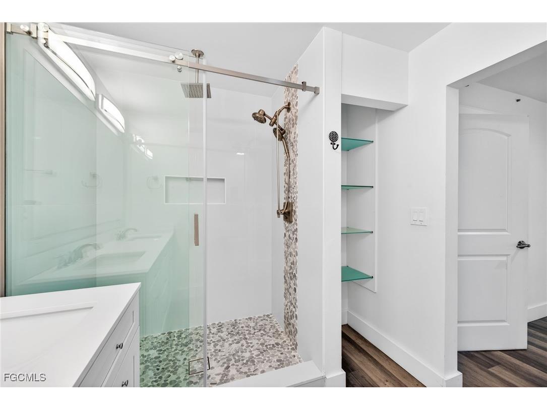 5228 Tower Drive Cape Coral FL 33904 2025024096 image16