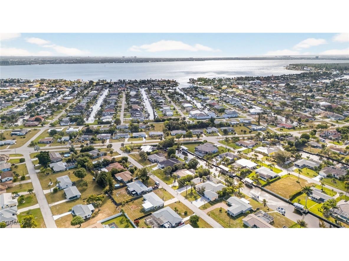5228 Tower Drive Cape Coral FL 33904 2025024096 image37