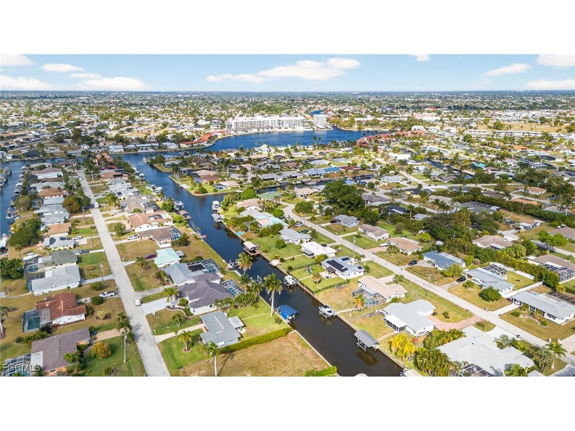 5228 Tower Drive Cape Coral FL 33904 2025024096 image38