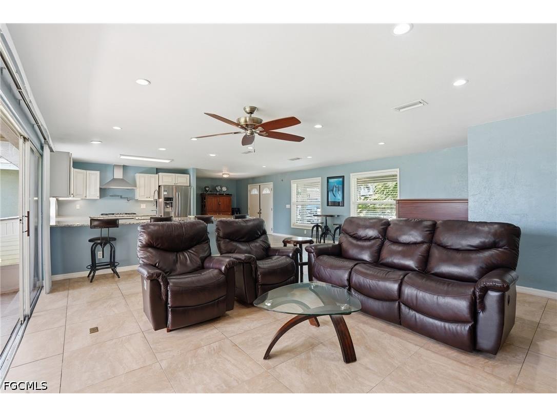 5229 Pelican Boulevard Cape Coral FL 33914 2025018212 image13
