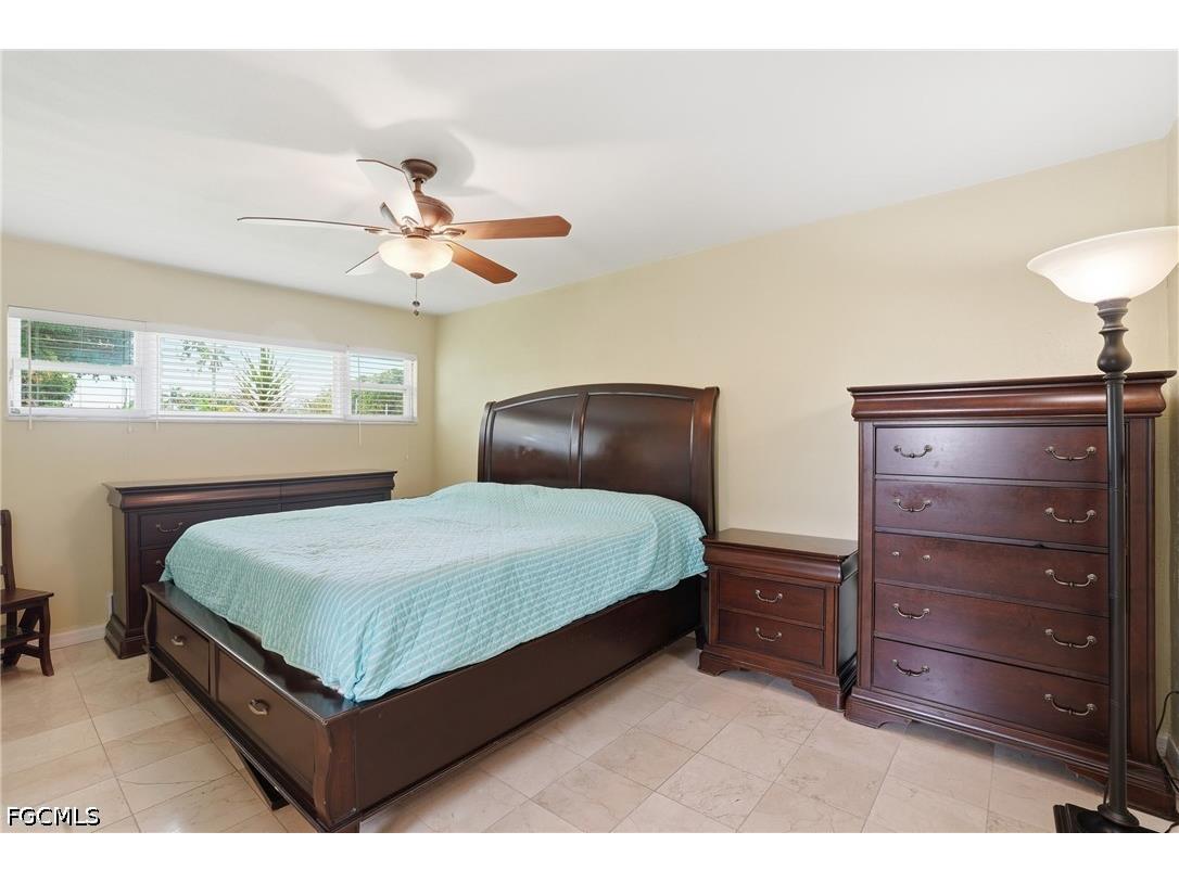 5229 Pelican Boulevard Cape Coral FL 33914 2025018212 image26