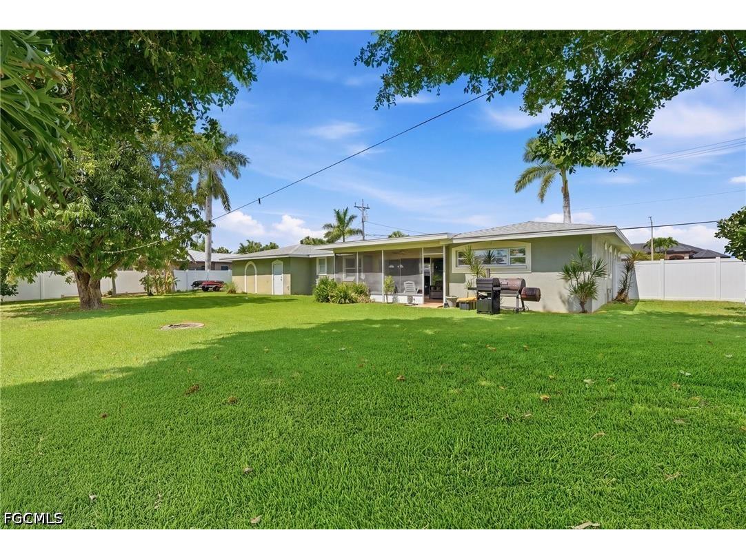 5229 Pelican Boulevard Cape Coral FL 33914 2025018212 image38