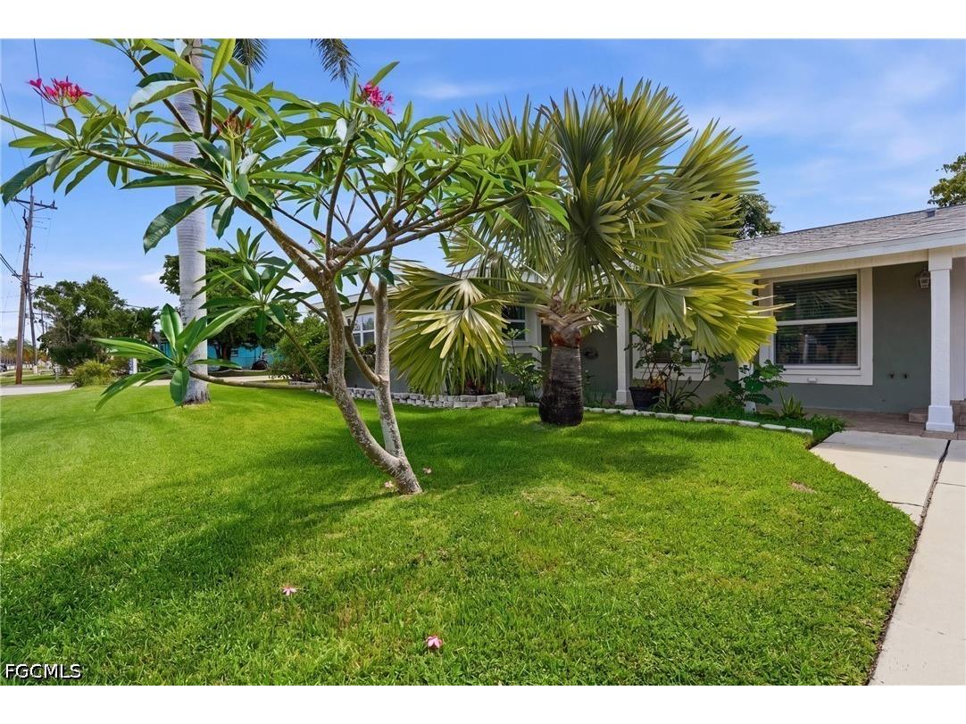 5229 Pelican Boulevard Cape Coral FL 33914 2025018212 image8