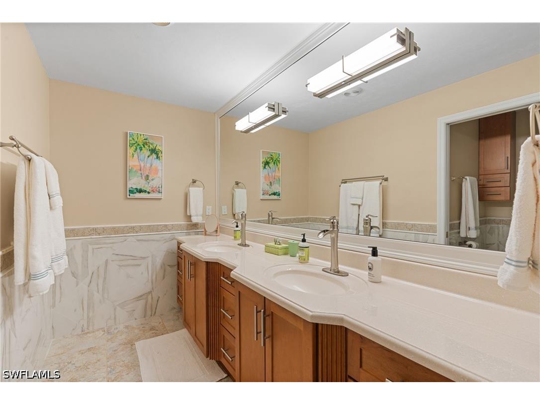 523 103rd Avenue N Naples FL 34108 226015574 image17