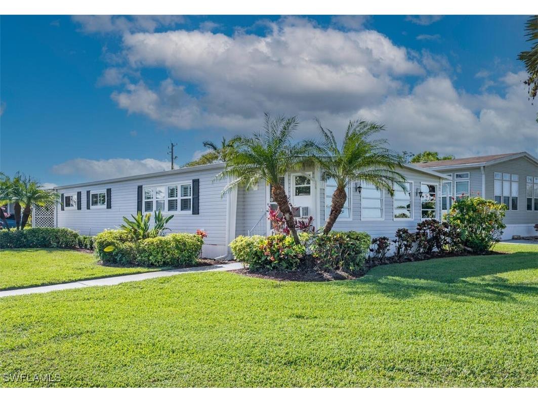 523 Charlemagne Boulevard Naples FL 34112 225027573 image1