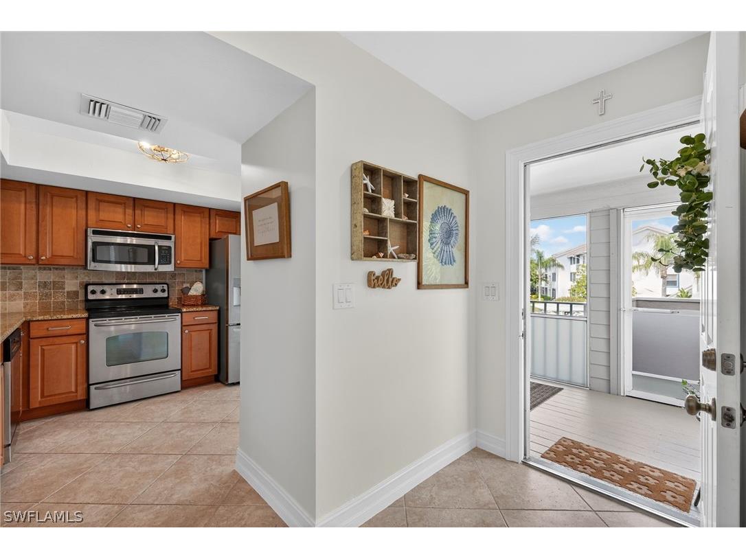 523 Club Side Drive #2-523 Naples FL 34110 226006799 image11