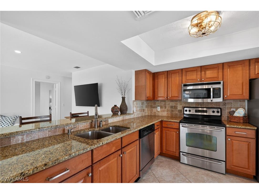 523 Club Side Drive #2-523 Naples FL 34110 226006799 image9