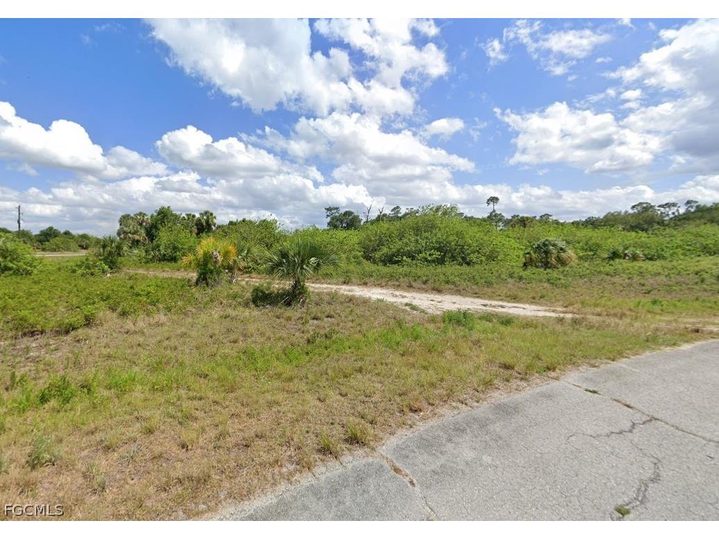 523 Independence Drive Labelle FL 33935 2026012318 image2