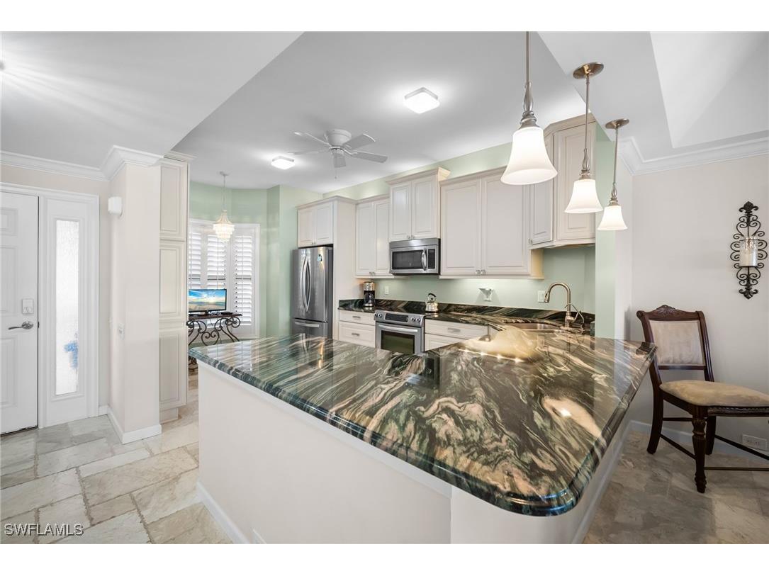 523 La Peninsula Boulevard #523 Naples FL 34113 225076890 image4