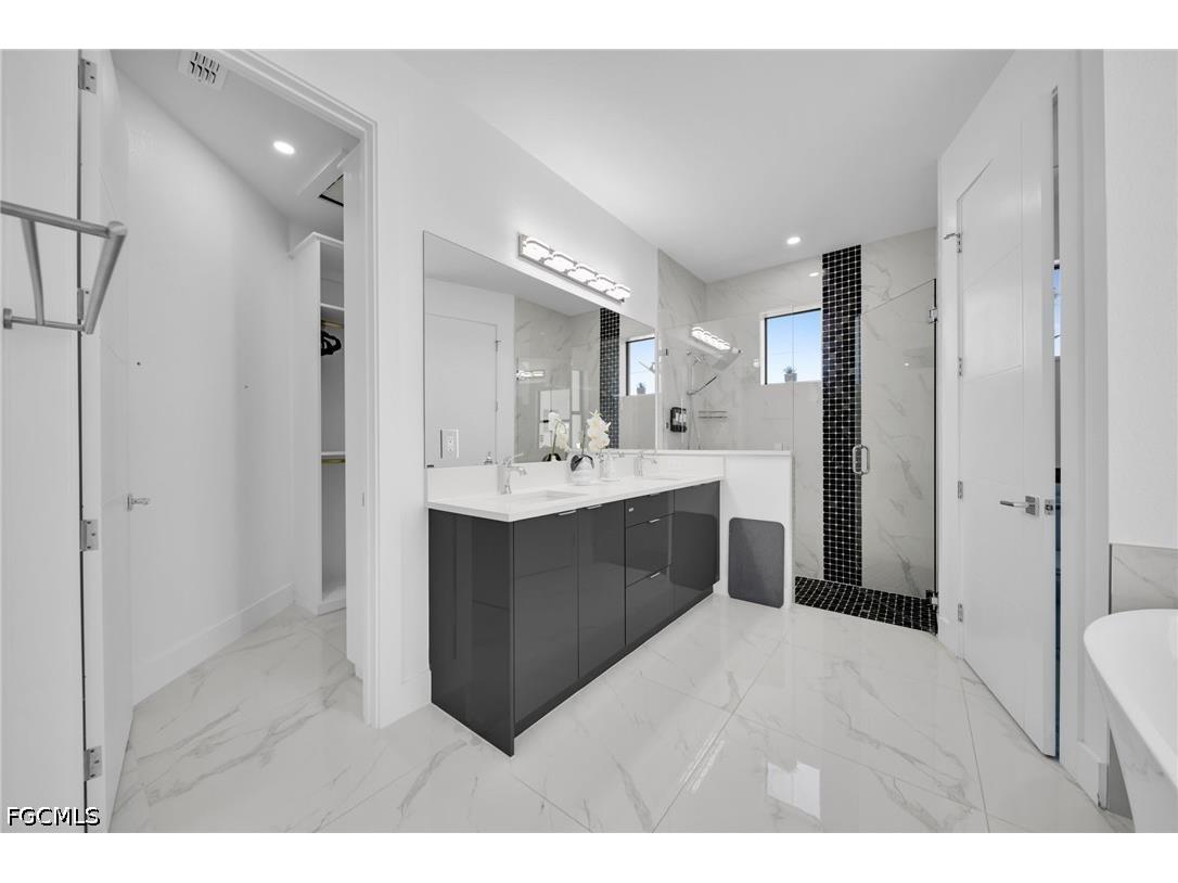523 NW 16th Place Cape Coral FL 33993 2026014979 image11
