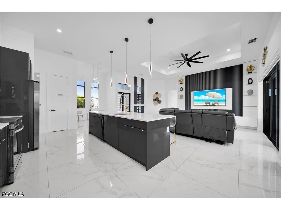 523 NW 16th Place Cape Coral FL 33993 2026014979 image3