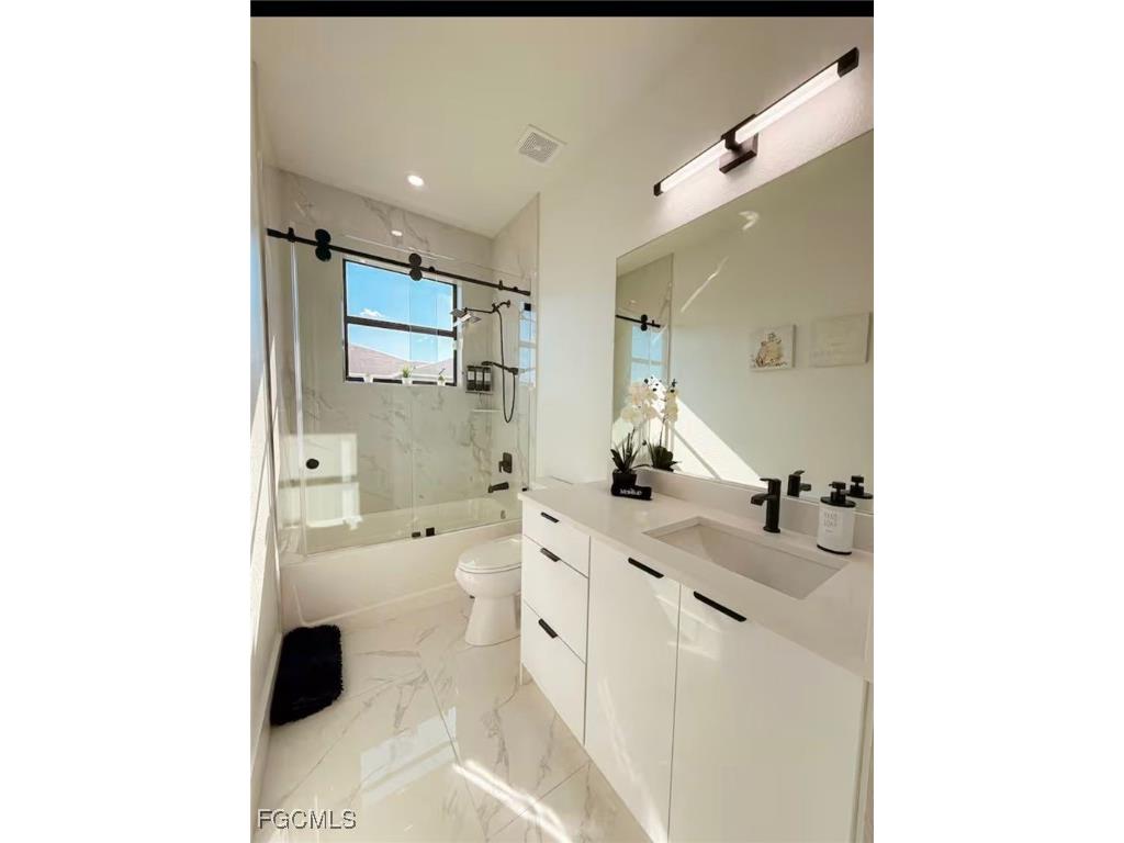 523 NW 16th Place Cape Coral FL 33993 2026000086 image14